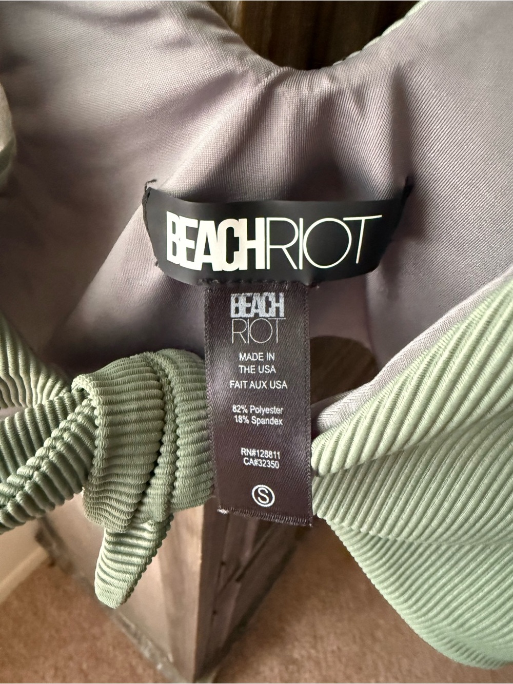 Beach Riot - Picture 3 of 6